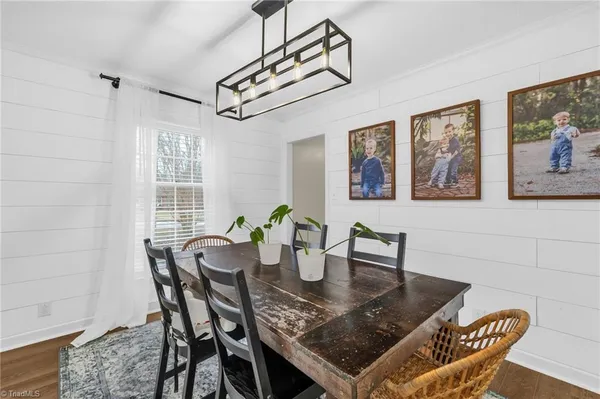 $354,900 | 2108 Meadowbrook Terrace, Reidsville, NC 27320