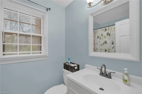$354,900 | 2108 Meadowbrook Terrace, Reidsville, NC 27320