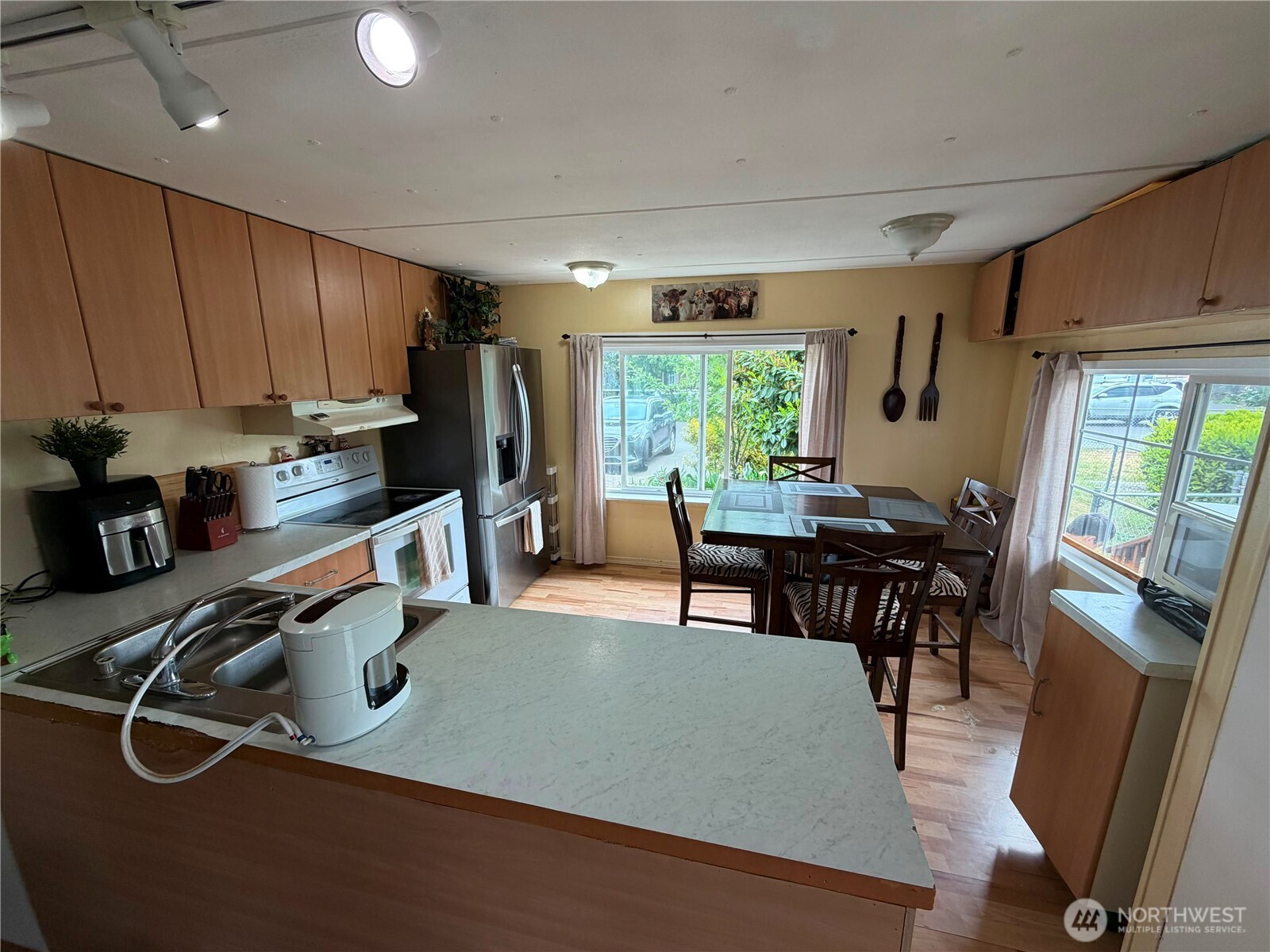 24500 Russell Road, Unit 27 Kent, WA 98032 - Photo 4 of 20