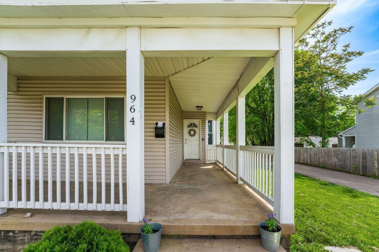 964 Lockbourne Road Columbus, OH 43206 - Photo 8 of 45