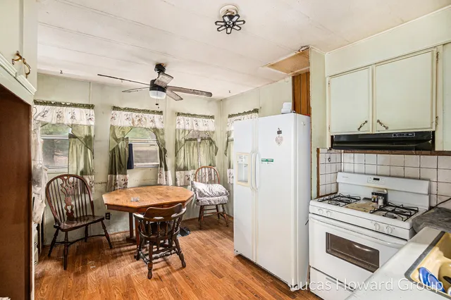 $89,900 | 8570-8578 Highway 10, Branch, MI 49402