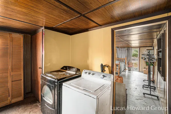 $89,900 | 8570-8578 Highway 10, Branch, MI 49402