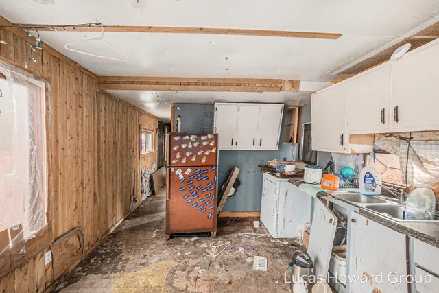 $89,900 | 8570-8578 Highway 10, Branch, MI 49402