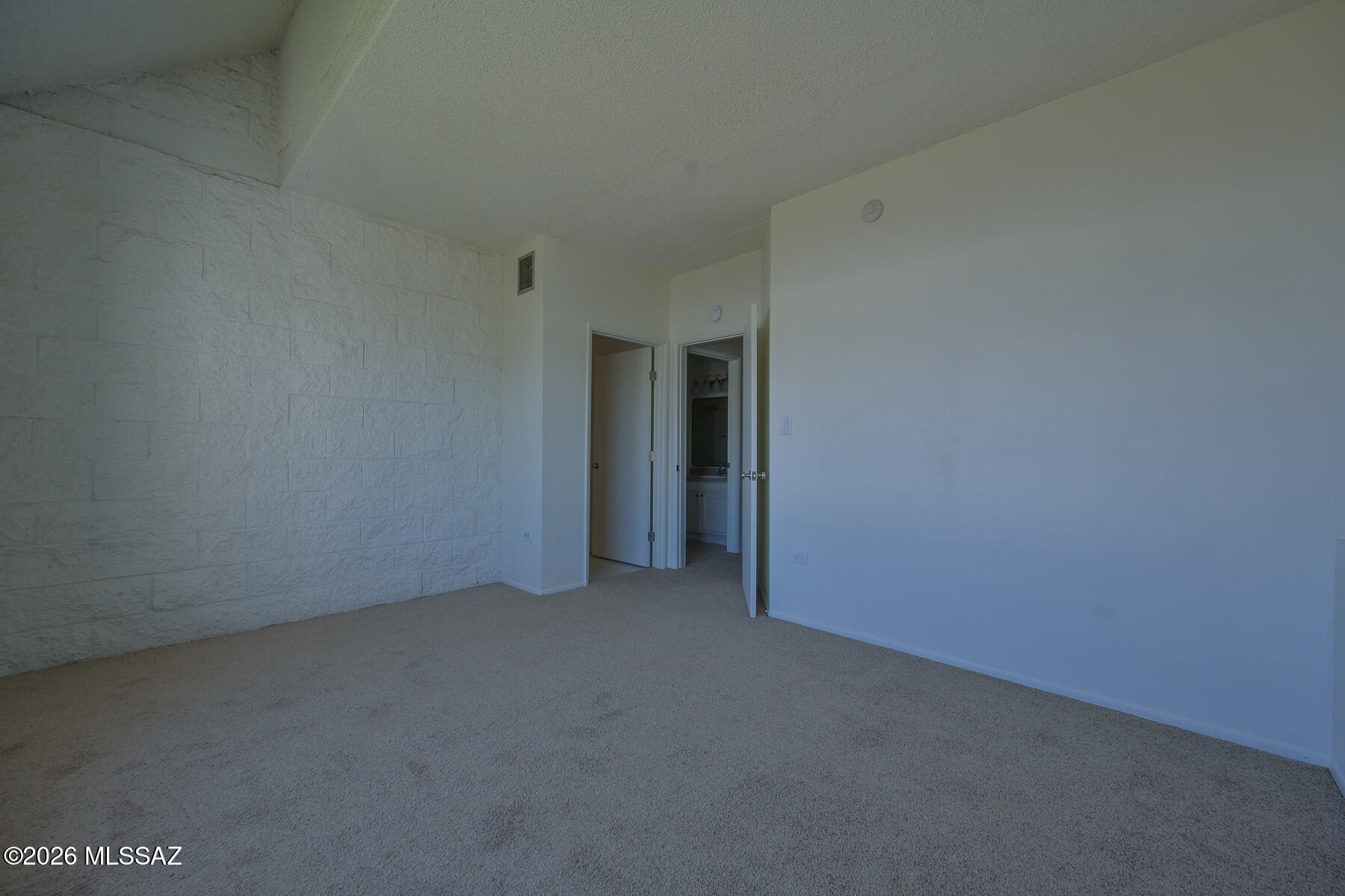 7777 East Golf Links Road, Unit 2308 Tucson, AZ 85730 - Photo 28 of 37 a view of empty room