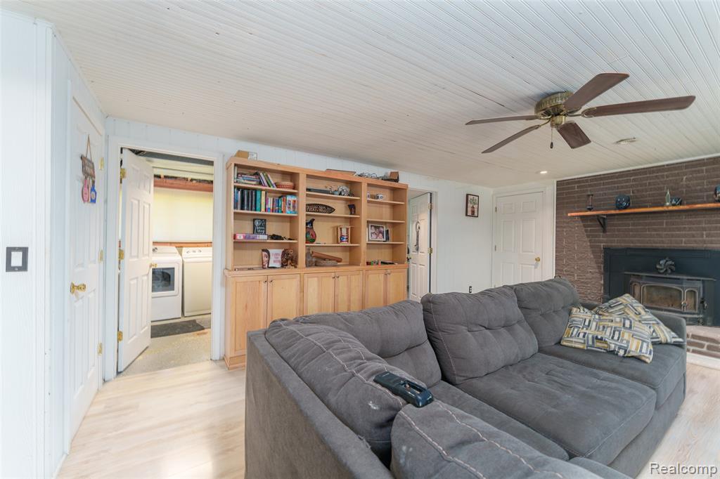 940 Rowland Road Leonard, MI 48367 - Photo 27 of 59