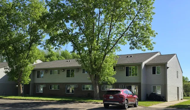 $775 | 812 Hills Avenue, Unit N211, Jackson, MN 56143