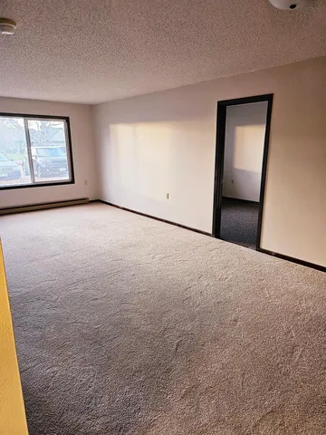 $775 | 812 Hills Avenue, Unit N211, Jackson, MN 56143