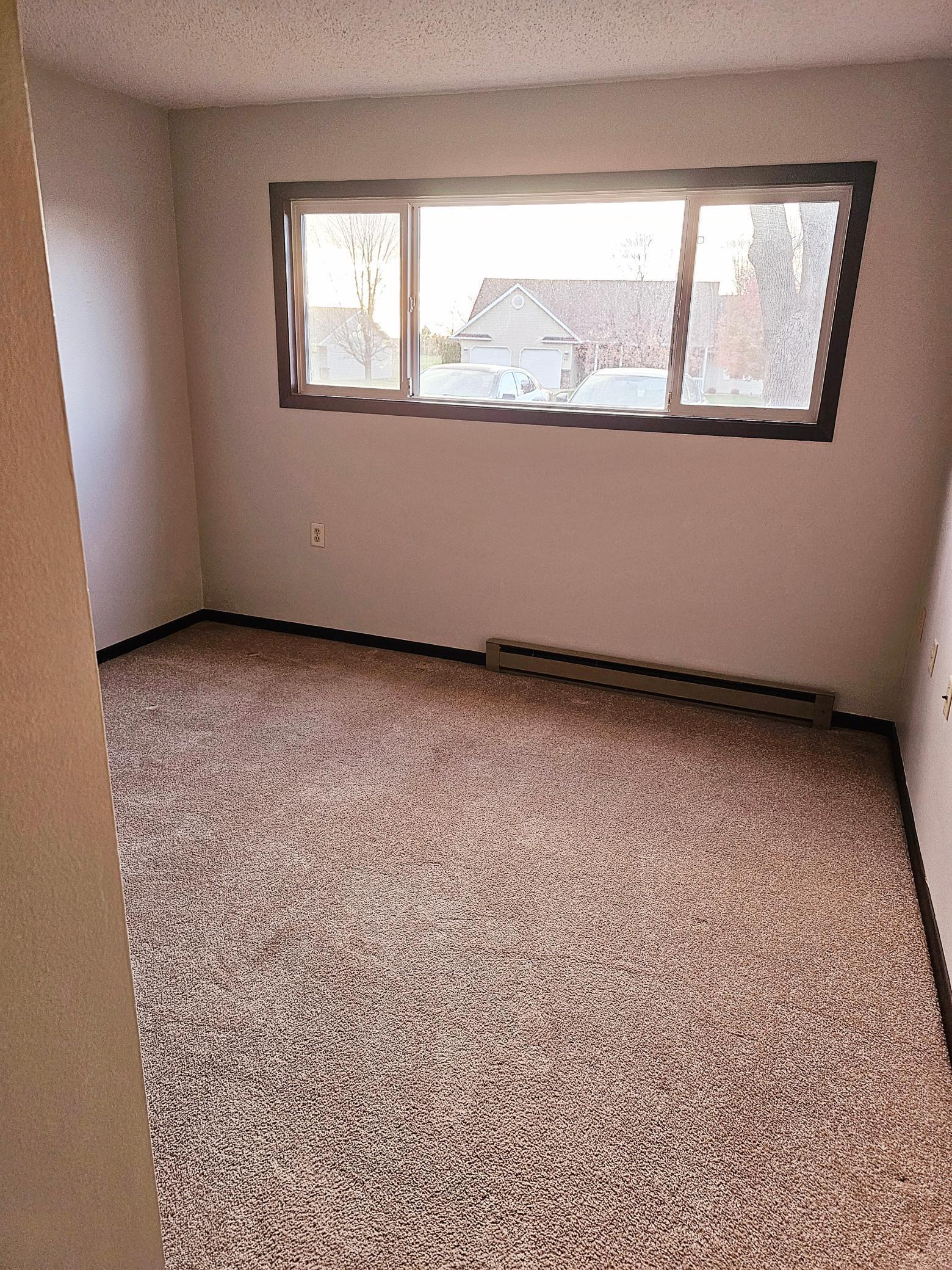 812 Hills Avenue, Unit N211 Jackson, MN 56143 - Photo 6 of 10