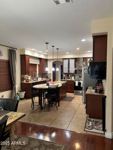 $3,995 | 15040 West Post Drive, Surprise, AZ 85374