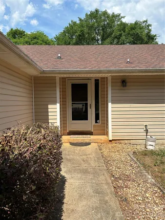 $2,100 | 11413 Vista Haven Drive, Charlotte, NC 28226