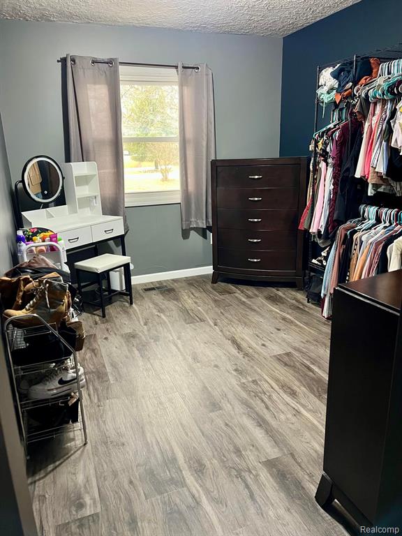1372 West Valley Road Lansing, MI 48906 - Photo 15 of 19