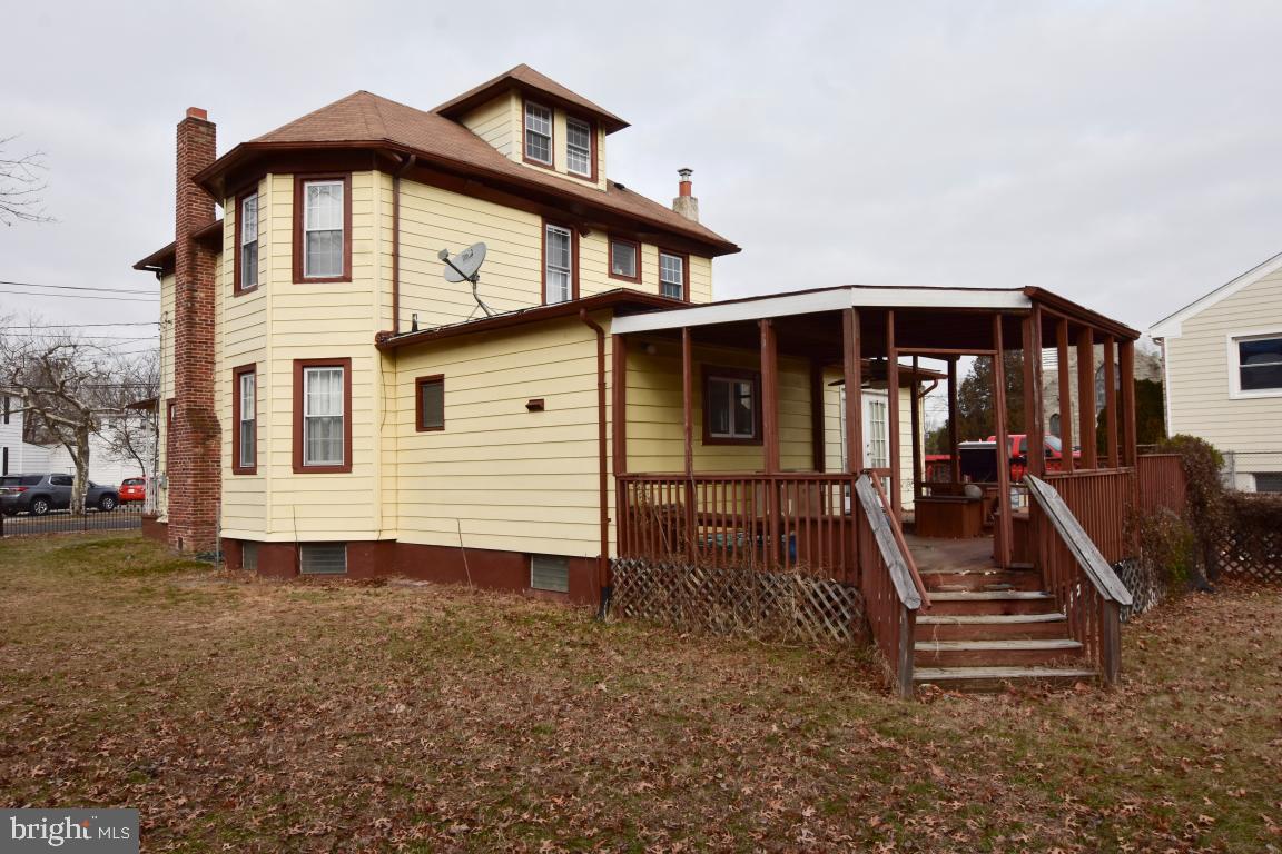 224 East Washington Street Riverside, NJ 08075 - Photo 28 of 30 Right side rear view