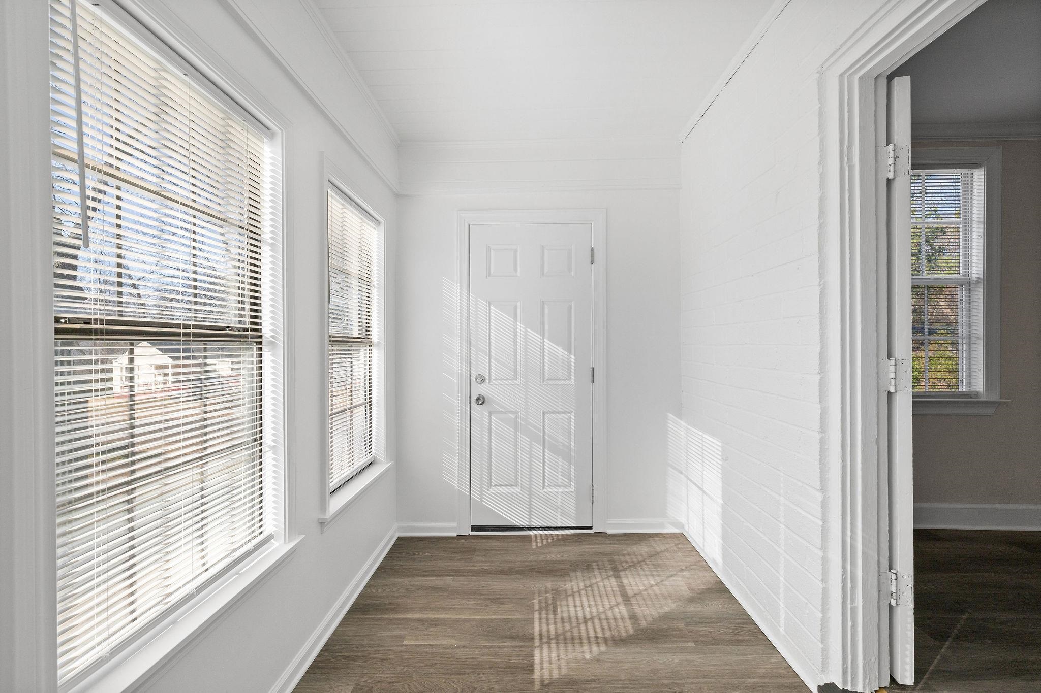 1120 Parkland Road Memphis, TN 38111 - Photo 14 of 23 Entryway with wood finished floors and baseboards