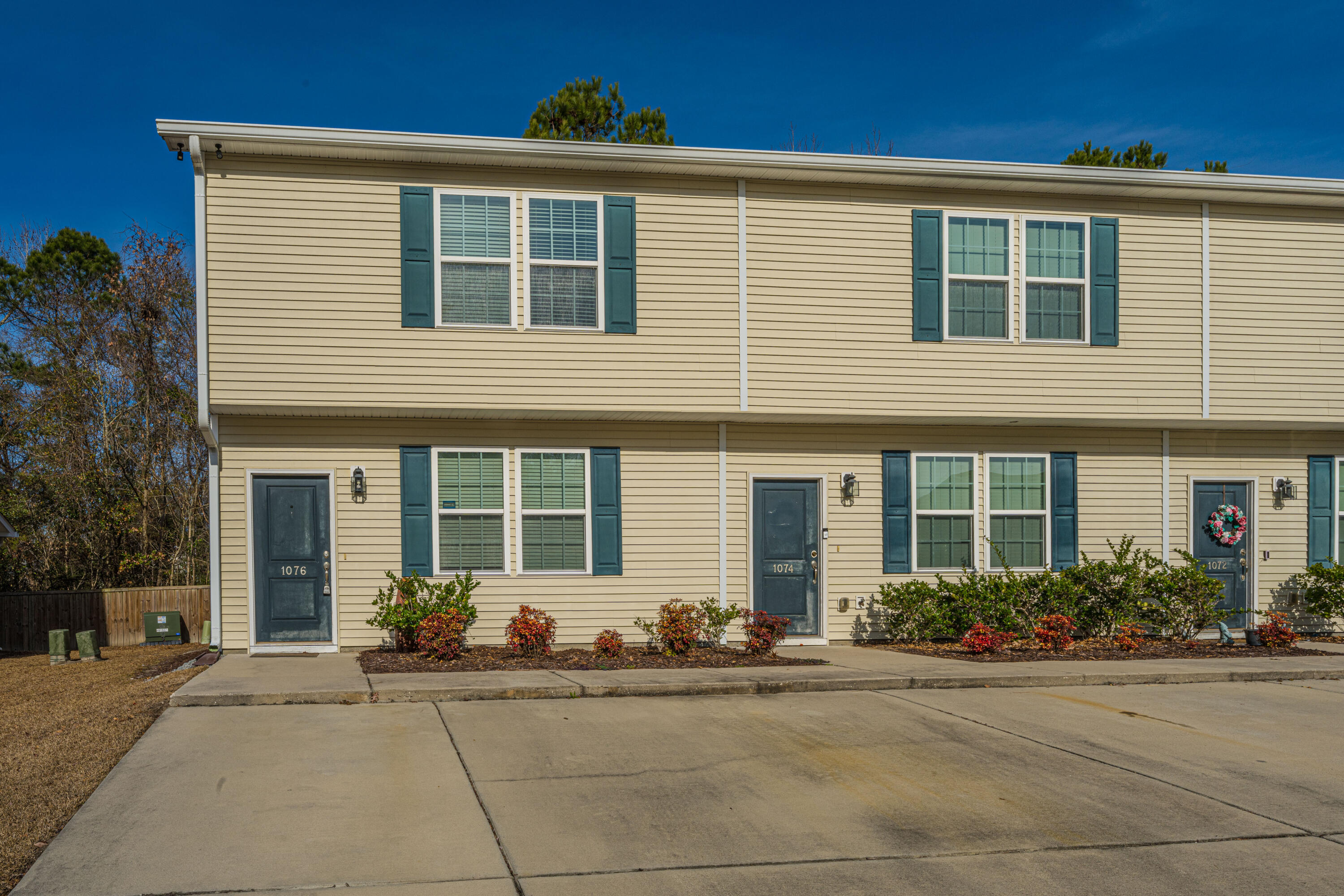1076 Lexi Court Ladson, SC 29456 - Photo 3 of 27 1076 Lexi Court