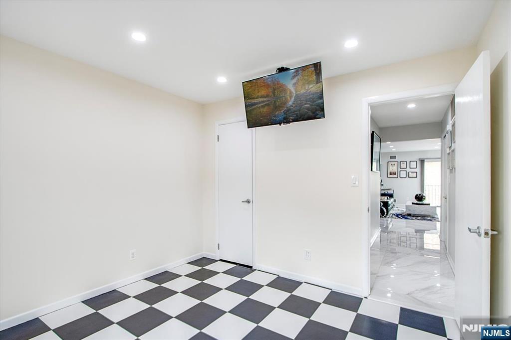 825 Riverside Avenue, Unit B202 Lyndhurst, NJ 07071 - Photo 16 of 23