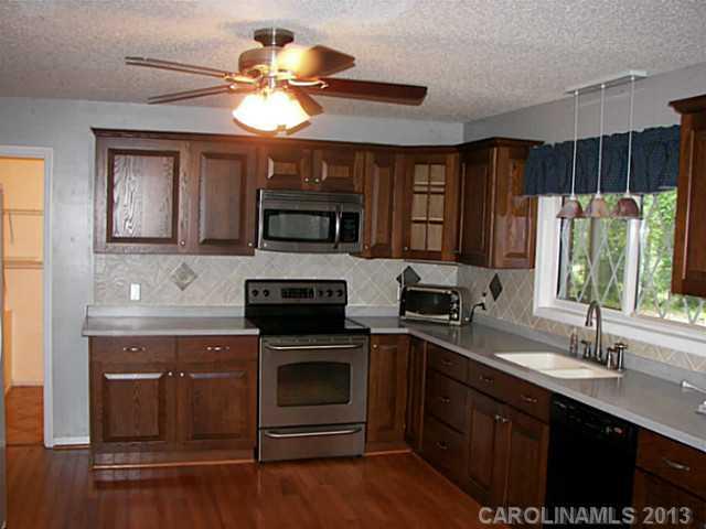2025 Martin Road Hickory Grove, SC 29717 - Photo 5 of 16