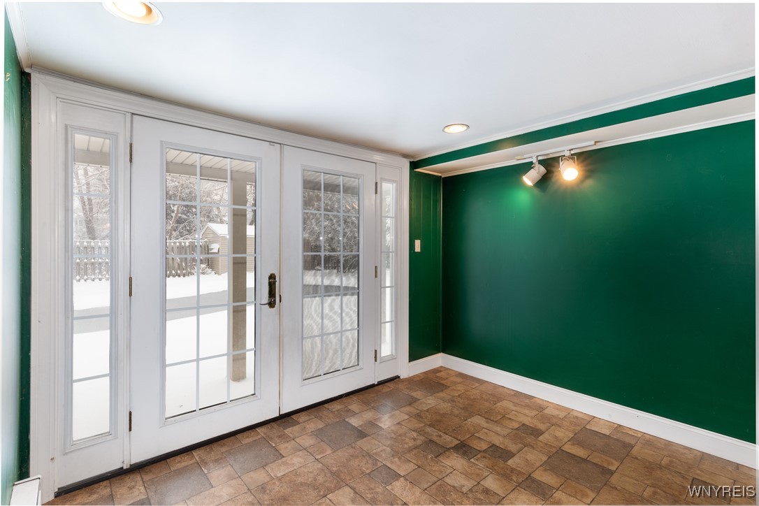 155 North Union Road Amherst, NY 14221 - Photo 16 of 42