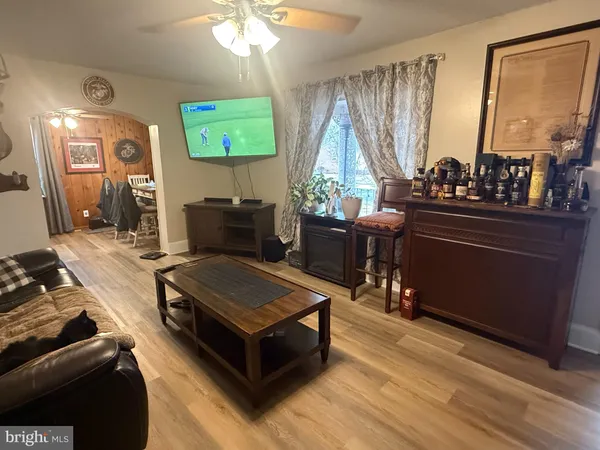 $2,500 | 312 Woodford Street, Fredericksburg, VA 22401