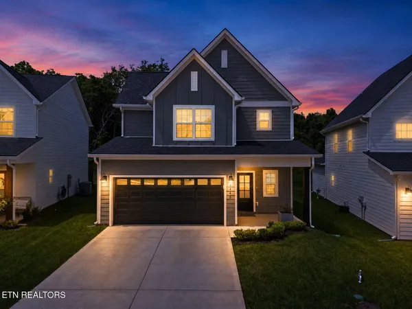 $434,900 | 1640 Spring Berry Lane, Knoxville, TN 37924