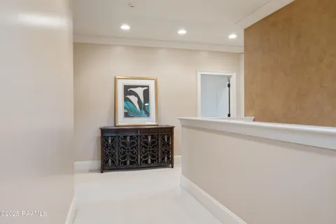 $935,000 | 104 Avallach Drive, Lafayette, LA 70503