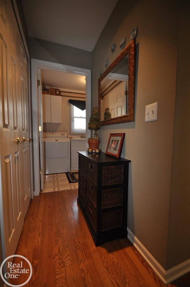 3295 Fulham Drive Rochester Hills, MI 48309 - Photo 9 of 27