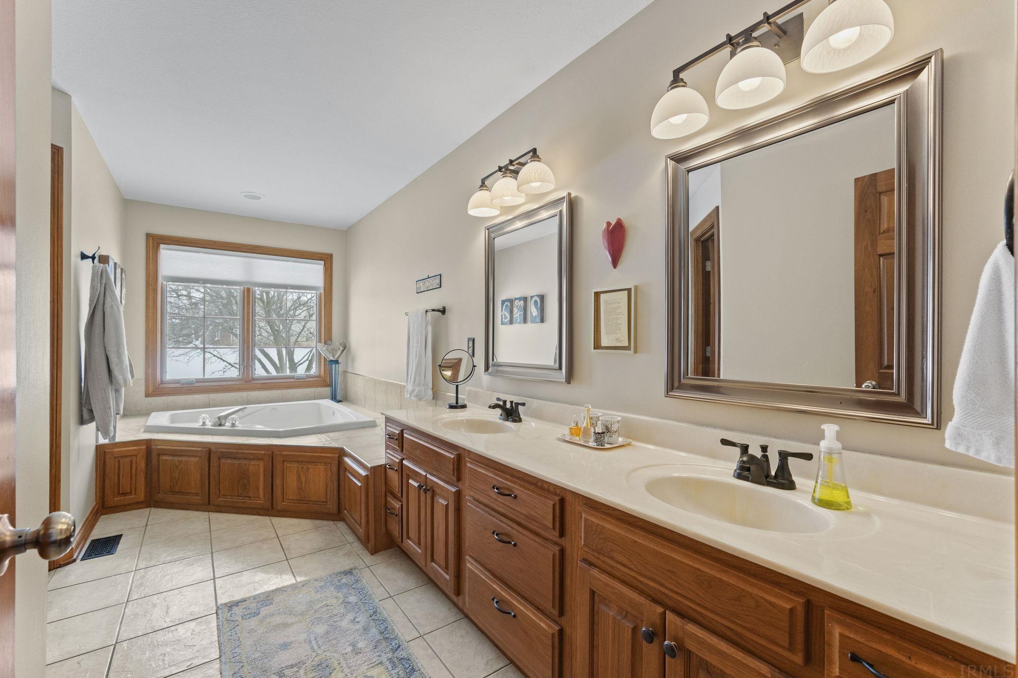 14004 Raynham Road Fort Wayne, IN 46814 - Photo 14 of 35 Gallery Image 14