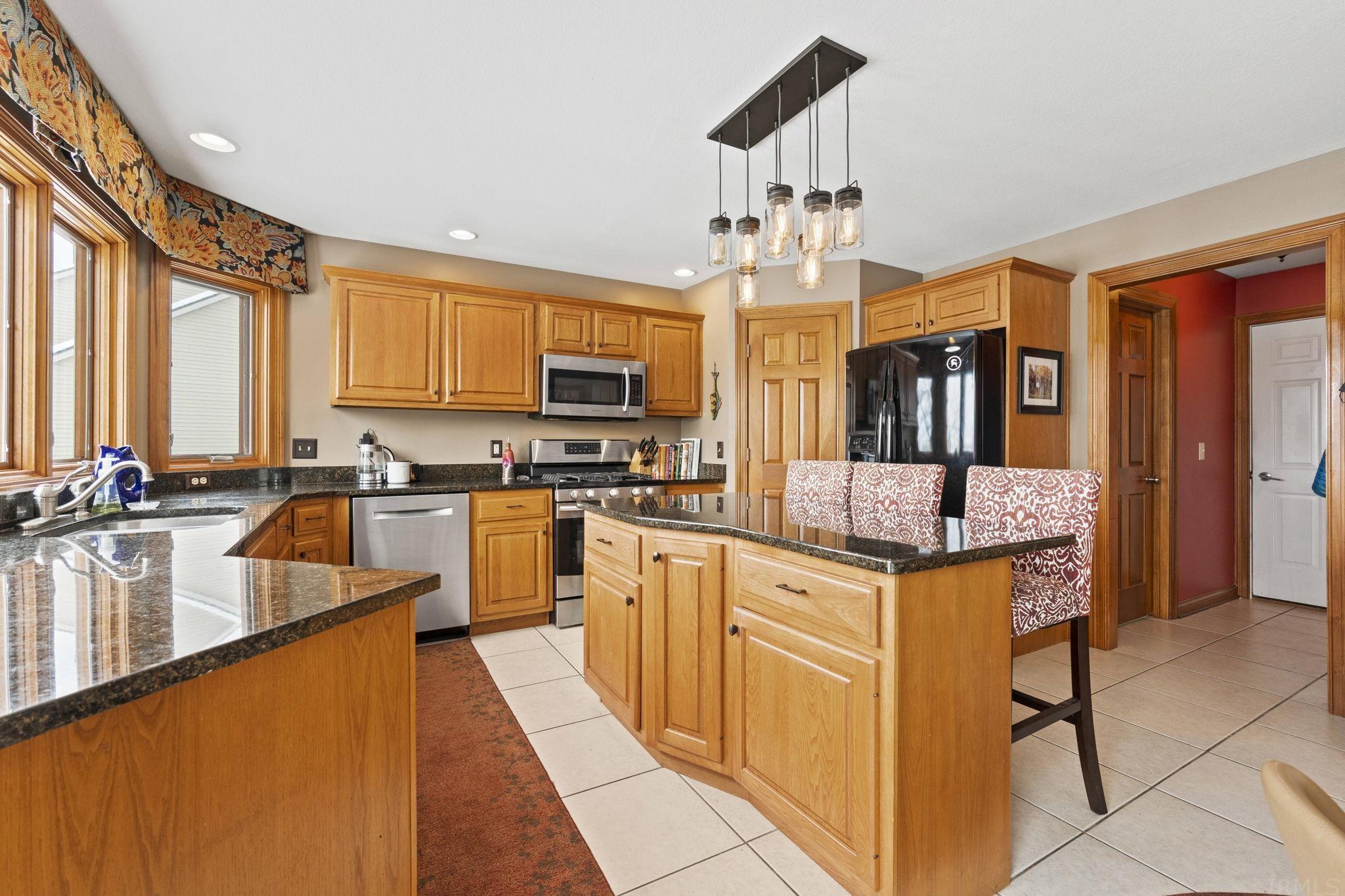 14004 Raynham Road Fort Wayne, IN 46814 - Photo 9 of 35 Gallery Image 9