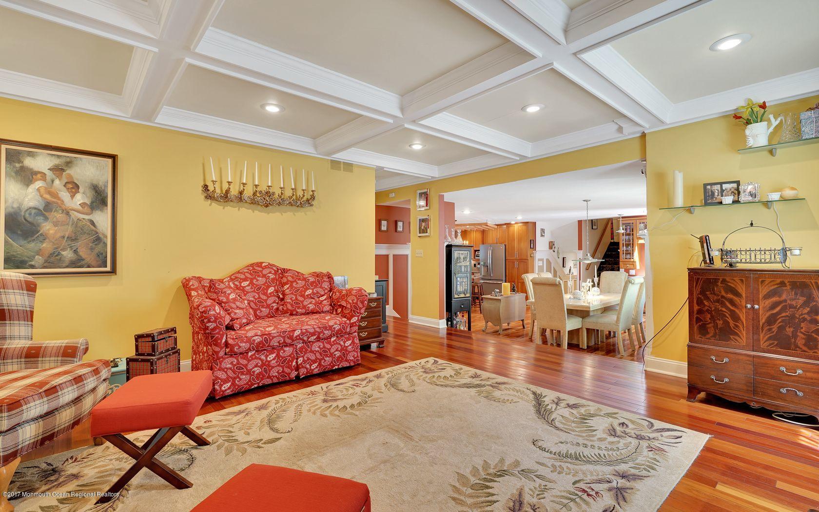 340 Jackson Pines Road Jackson, NJ 08527 - Photo 7 of 41 a living room with furniture and a rug