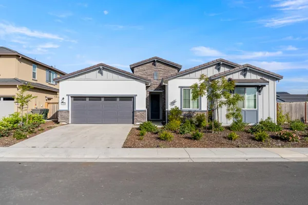 $745,000 | 200 Star Dream Court, Roseville, CA 95747