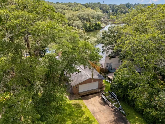 $825,900 | 123 Star Drive, Fort Walton Beach, FL 32547