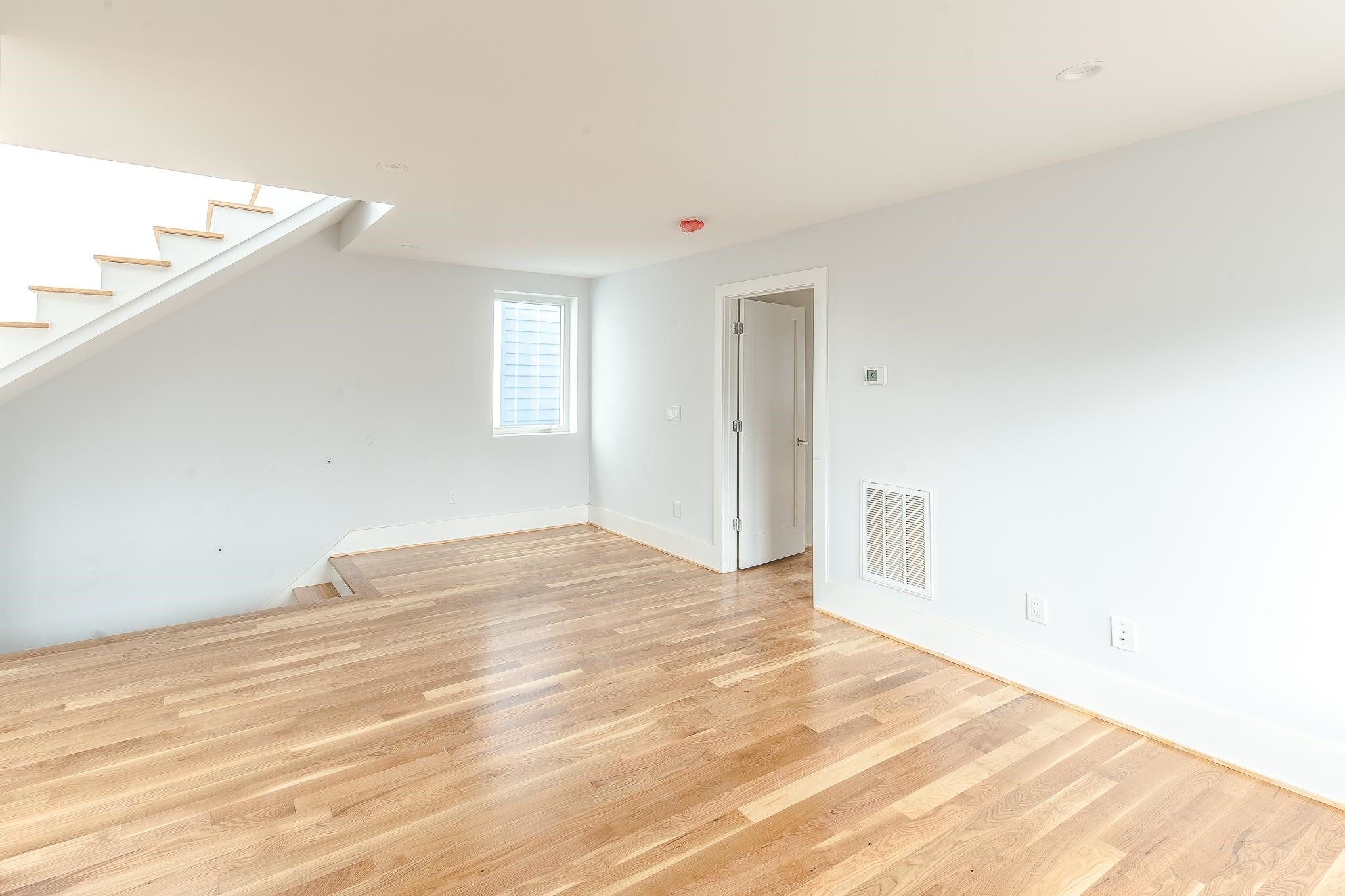 909 East Martin Street, Unit B Raleigh, NC 27601 - Photo 15 of 35 Photo 15