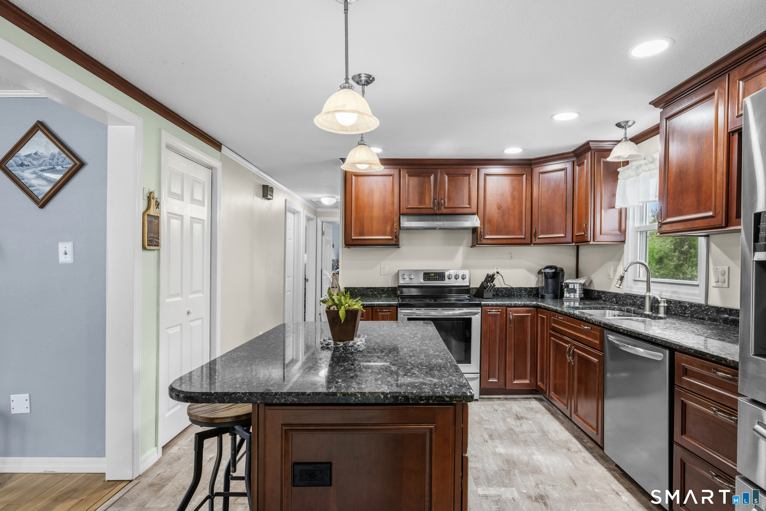 90 Sturtevant Street Norwich, CT 06360 - Photo 13 of 40