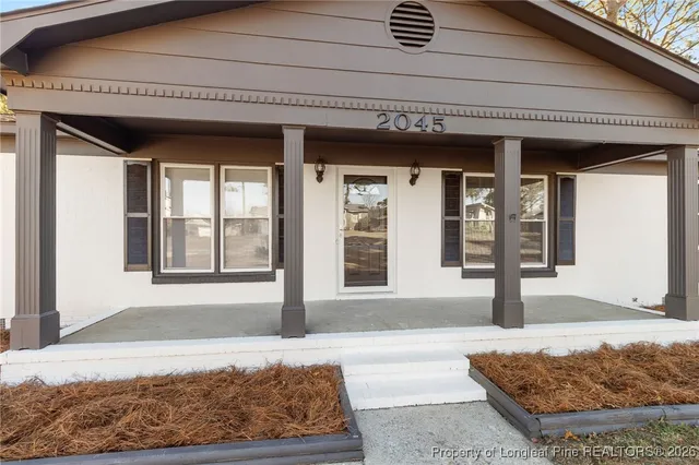 $285,000 | 2045 Lakeridge Drive, Fayetteville, NC 28304