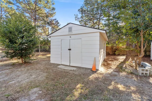 $285,000 | 2045 Lakeridge Drive, Fayetteville, NC 28304