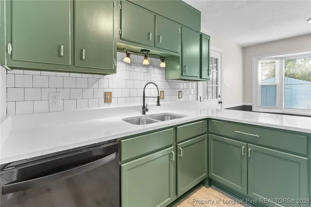 $285,000 | 2045 Lakeridge Drive, Fayetteville, NC 28304