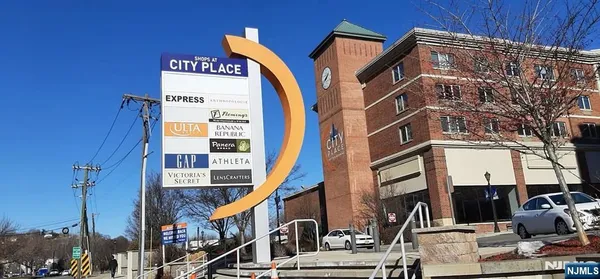 $599,000 | 2301 City Place, Edgewater, NJ 07020