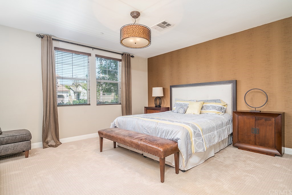 184 Compass Irvine, CA 92618 - Photo 12 of 30