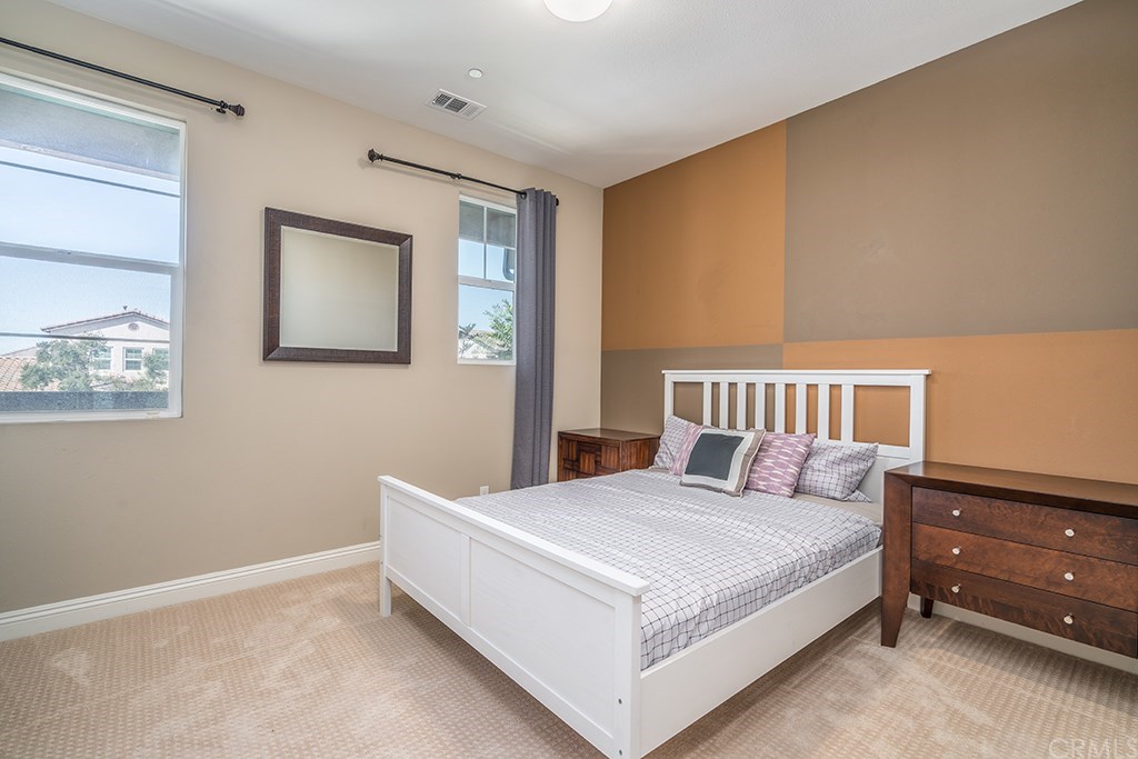 184 Compass Irvine, CA 92618 - Photo 15 of 30