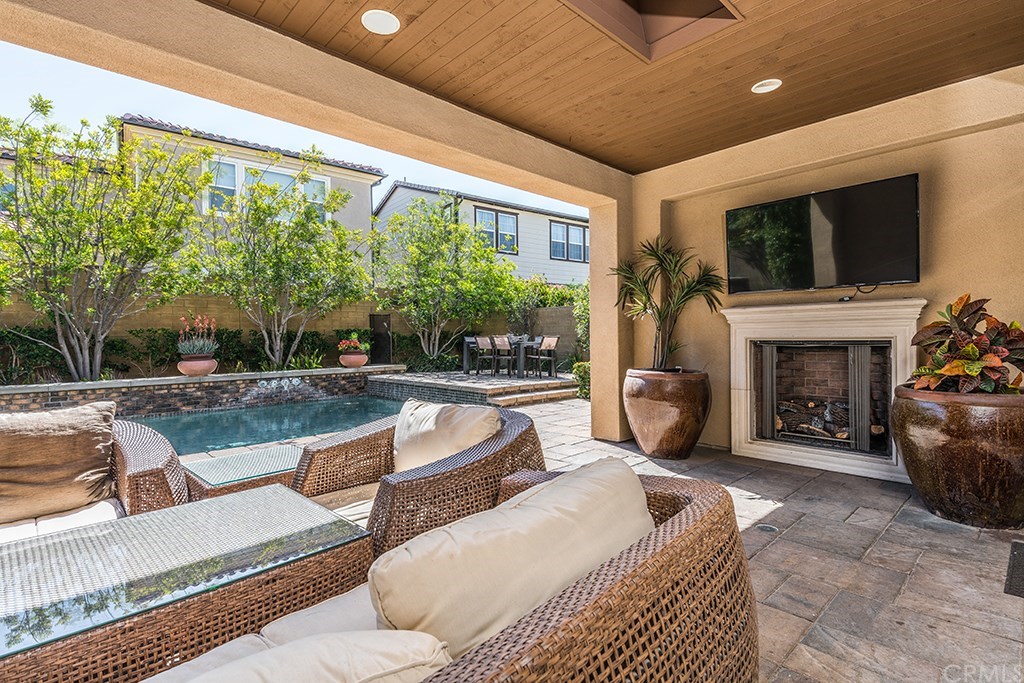 184 Compass Irvine, CA 92618 - Photo 20 of 30