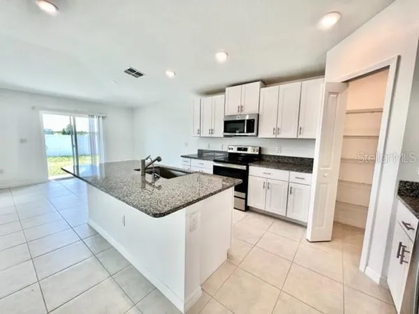 $2,300 | 11517 Lavender Loop Spring Hill, Spring Hill, FL 34609