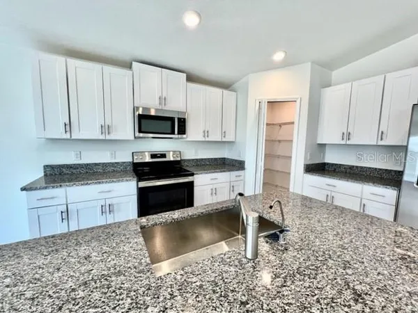 $2,300 | 11517 Lavender Loop Spring Hill, Spring Hill, FL 34609