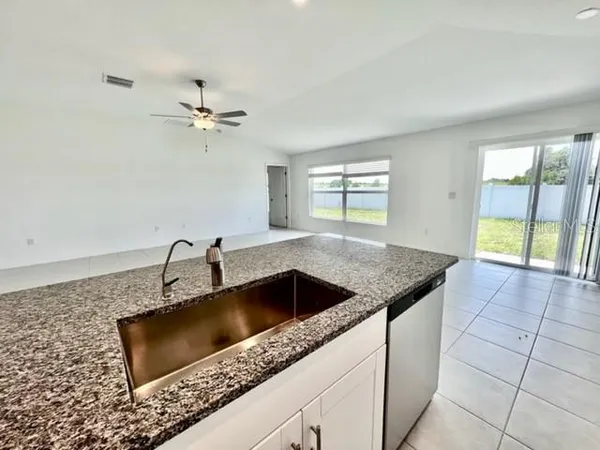 $2,300 | 11517 Lavender Loop Spring Hill, Spring Hill, FL 34609