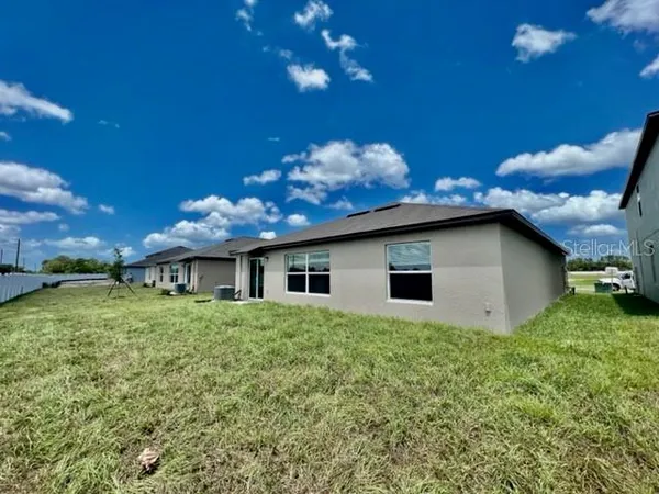 $2,300 | 11517 Lavender Loop Spring Hill, Spring Hill, FL 34609