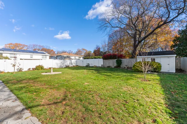 $269,900 | 162 Townsend Avenue, Waterbury, CT 06705