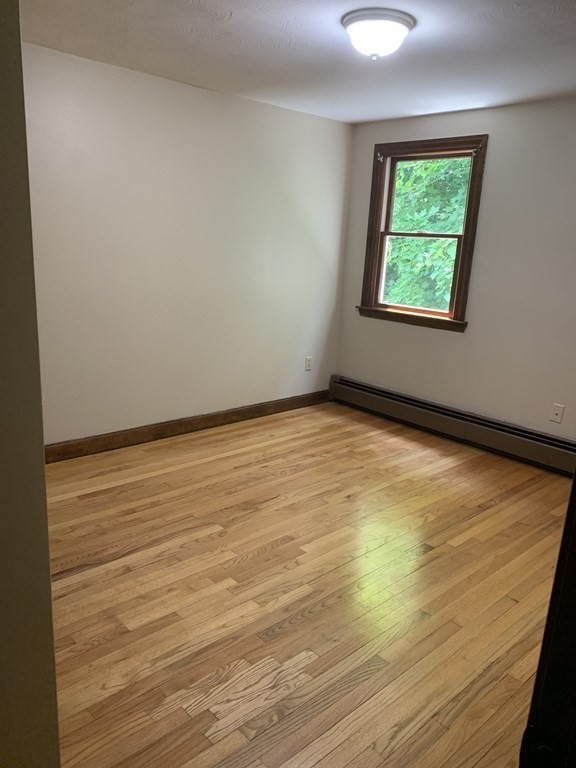 409 North Avenue Rochester, MA 02770 - Photo 7 of 8