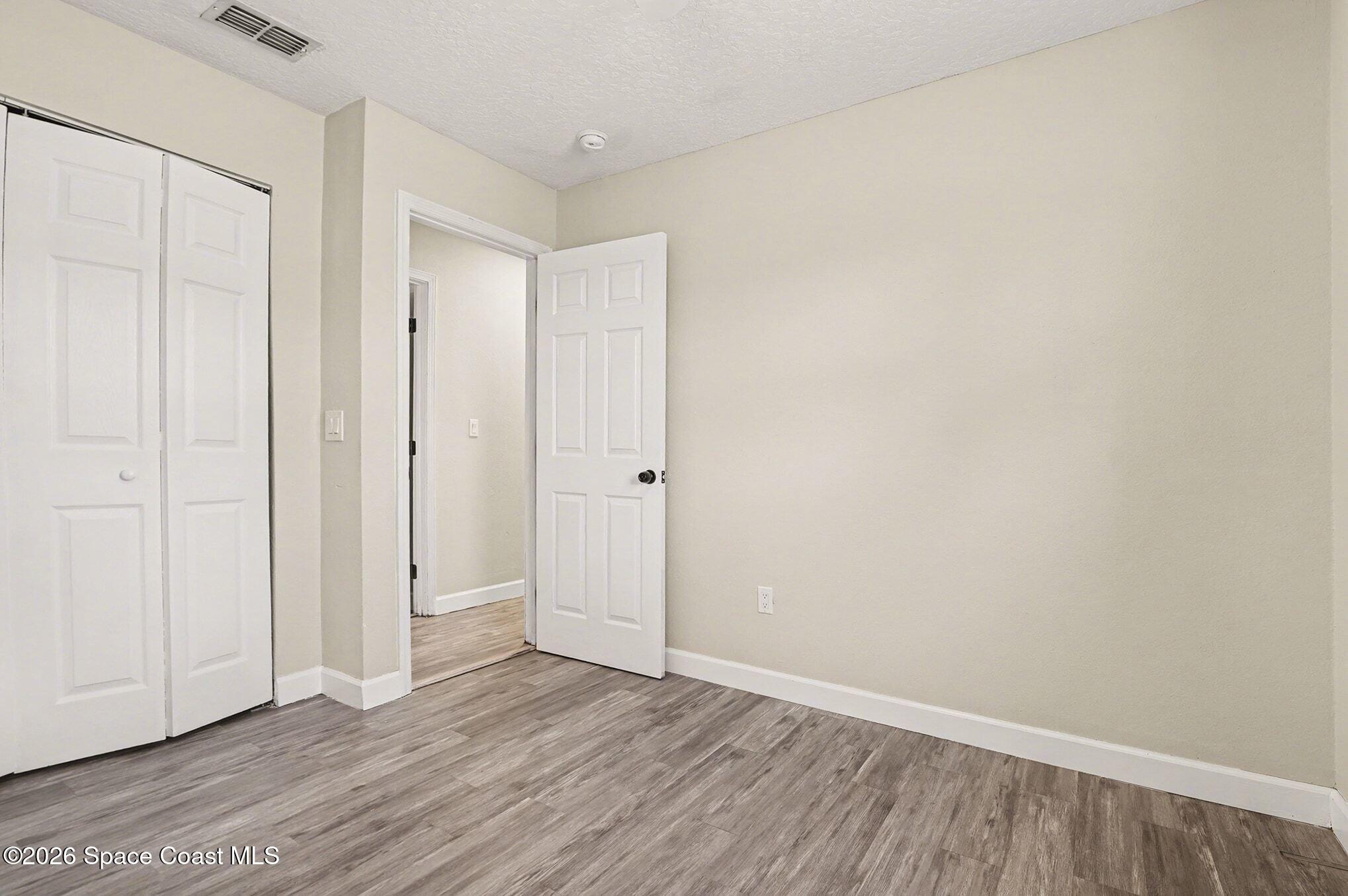 905 Poplar Lane Melbourne, FL 32901 - Photo 25 of 30 Primary Bedroom