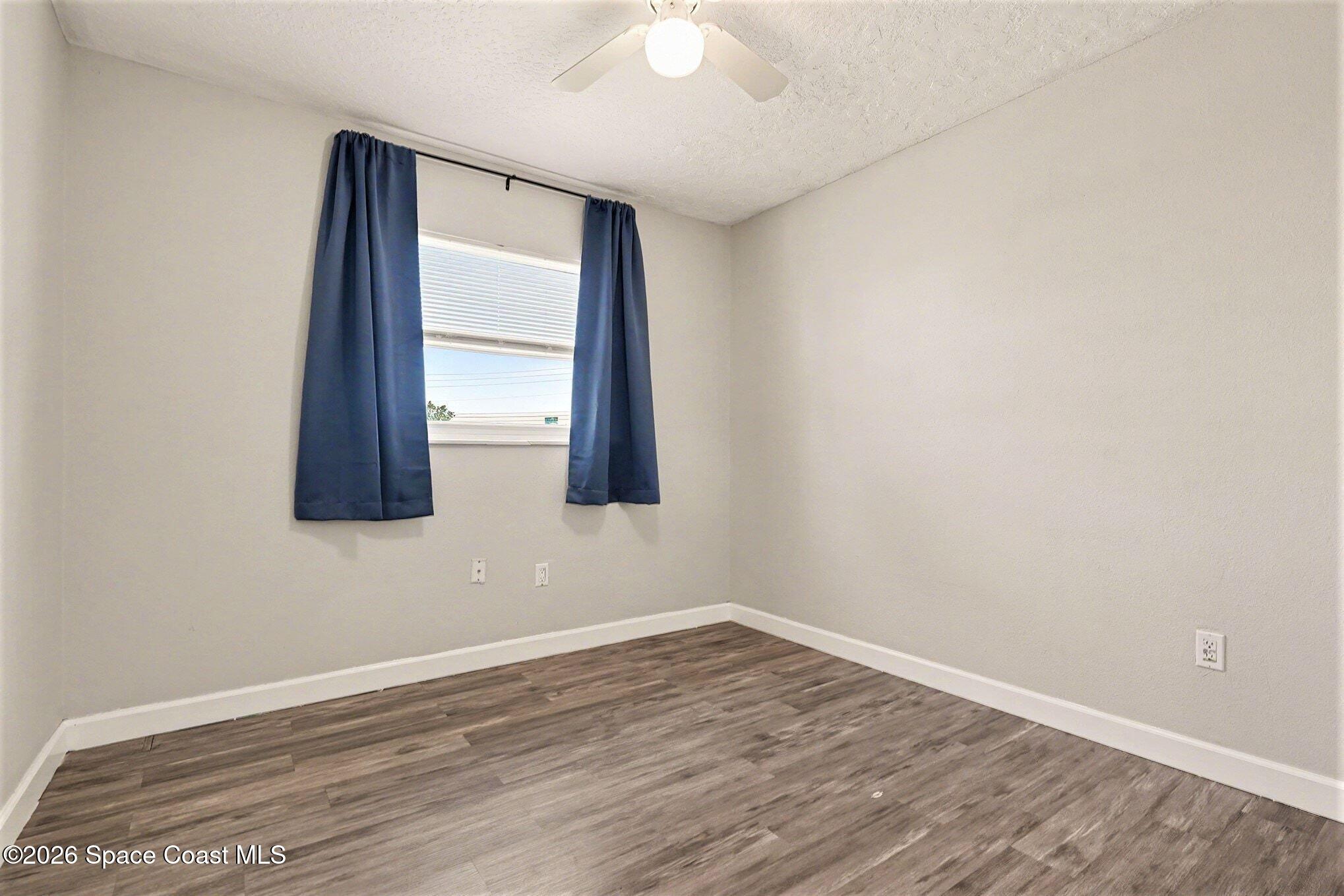 905 Poplar Lane Melbourne, FL 32901 - Photo 6 of 30 Bedroom 4