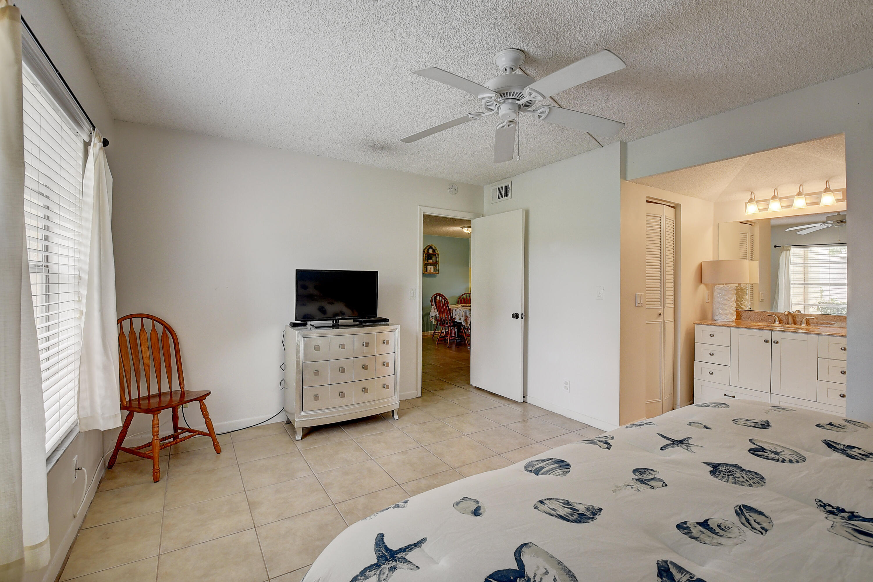2901 Fiore Way, Unit 105 Delray Beach, FL 33445 - Photo 12 of 32 DSC_0731_2_3_4_5