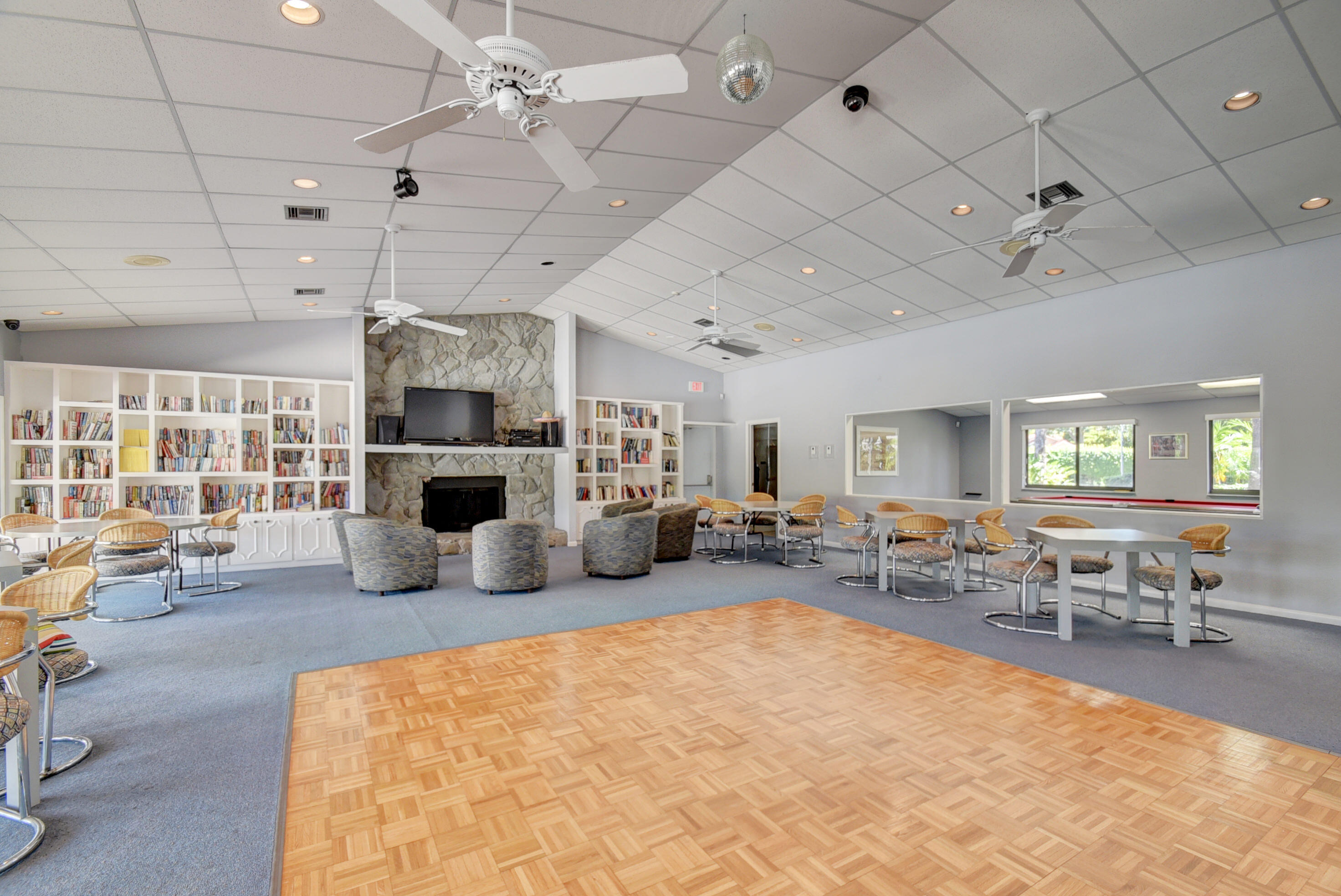 2901 Fiore Way, Unit 105 Delray Beach, FL 33445 - Photo 29 of 32 Lago Del Ray (2)