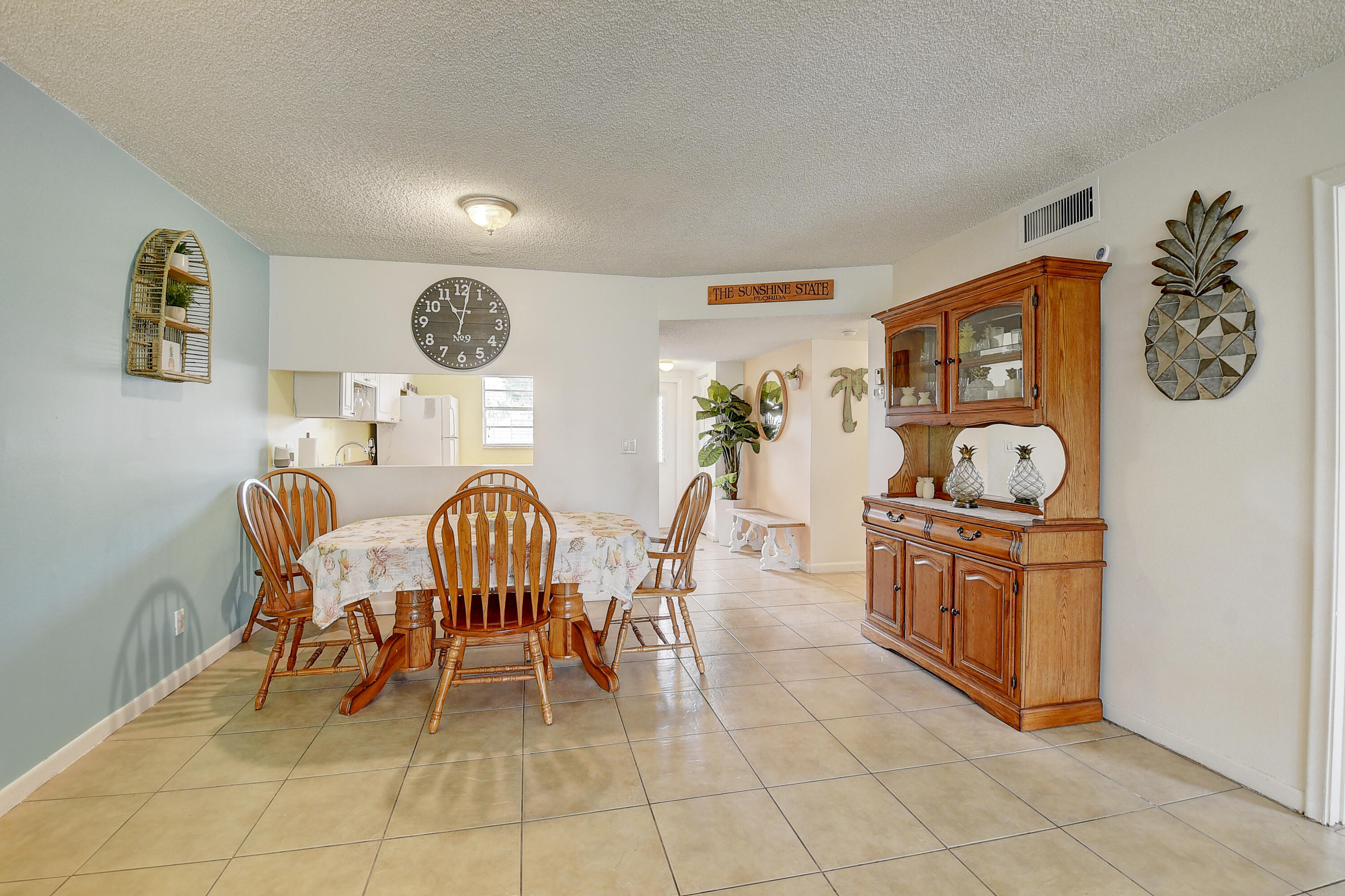 2901 Fiore Way, Unit 105 Delray Beach, FL 33445 - Photo 8 of 32 DSC_0711_2_3_4_5